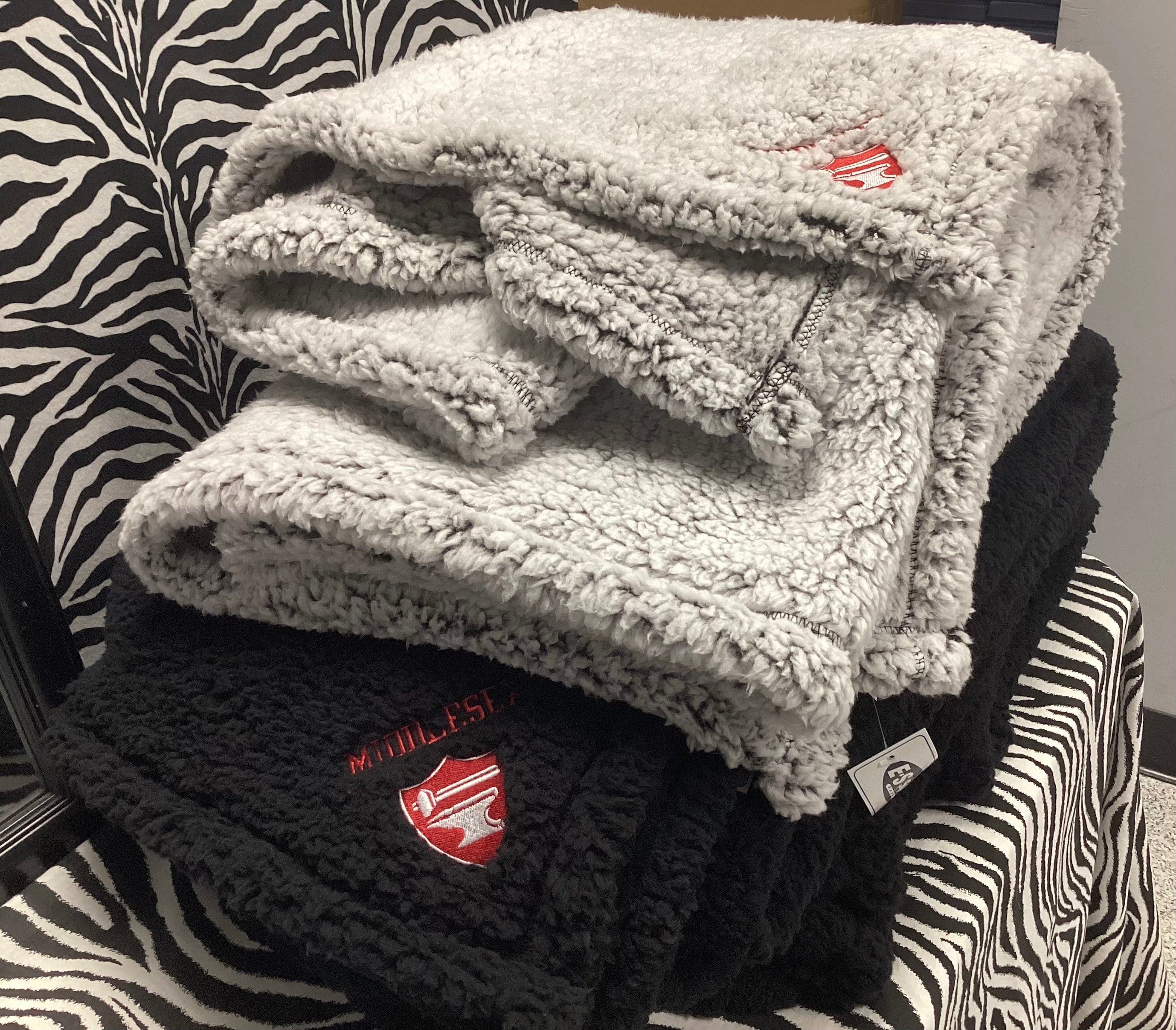 Cozy Sherpa Blanket